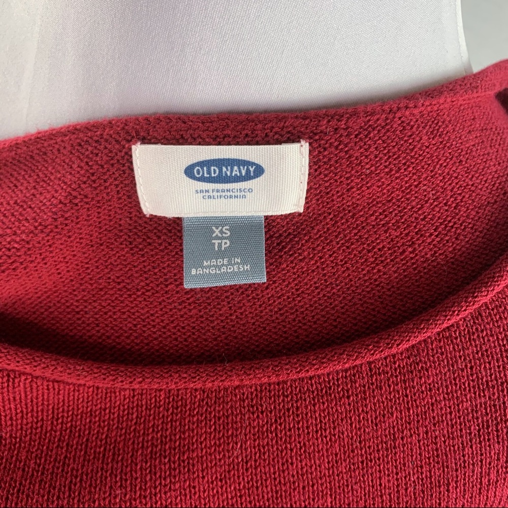 Old Navy red pullover crewneck sweater - Picture 11 of 12